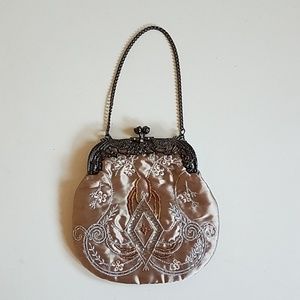 Excellent condition vintage style clutch w/beading